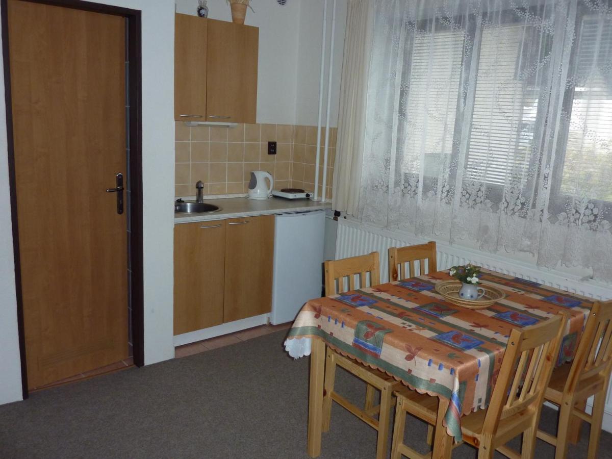 Apartmany U Ady Zelezna Ruda Bilik gambar